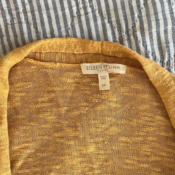 Linen/Cotton Cardigan - Picture 2 of 3